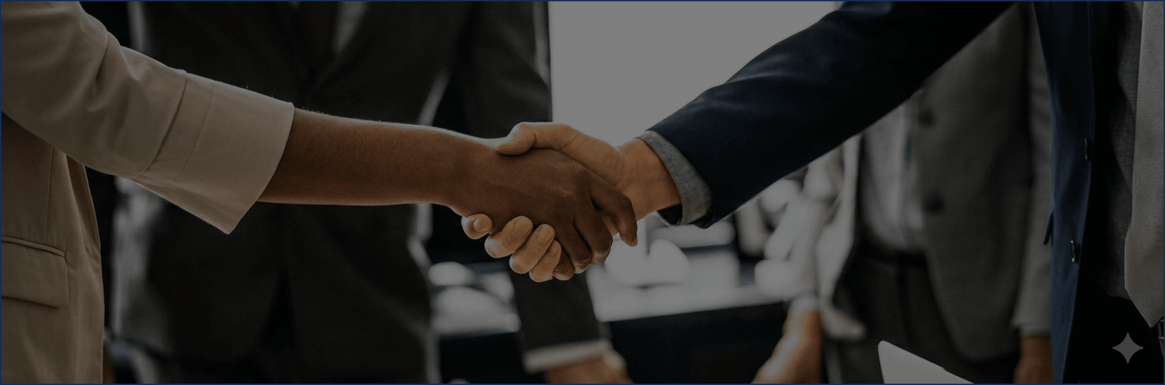 온앤오프가 고객과 함께 미래를 설계하는 장면을 상징하는 이미지